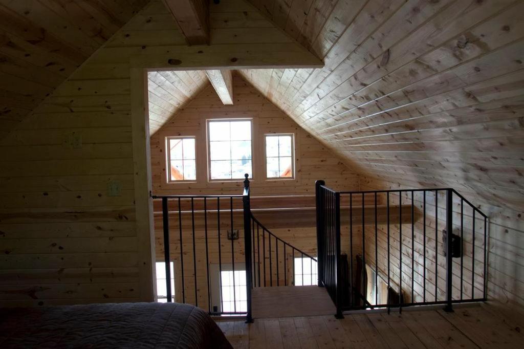 Cabins Of Mackinac & Lodge Mackinaw City Eksteriør bilde